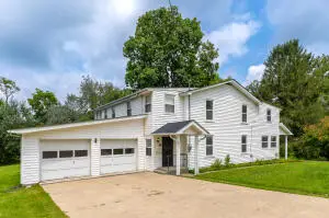 119 Dummitt Ave, Fayetteville, WV 25840