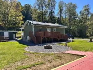 24 W Lakewood Dr, Summersville, WV 26651 - #3
