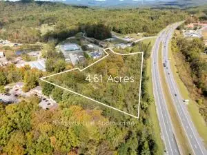000 Laurel Creek Rd, Fayetteville, WV 25840 - #1