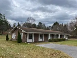 1806 Webster Rd, Summersville, WV 26651 - #2