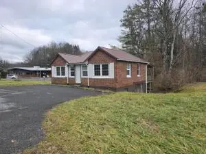 810 Arbucle Rd, Summersville, WV 26651 - #1