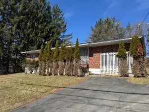 166 George St, Beckley, WV 25801