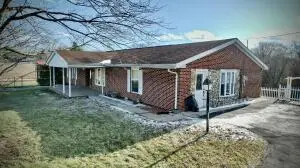 206 Wolf Creek, Fayetteville, WV 25840 - #3