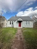 1702 Main St, Oak Hill, WV 25901