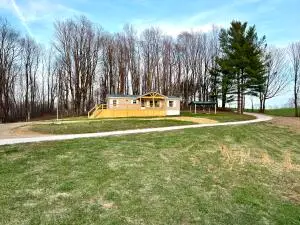 190 Mango, Fenwick, WV 26202