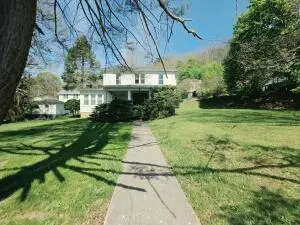 107 Main, Mount Hope, WV 25880 - #1