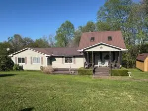244 John Bess, Fenwick, WV 26202