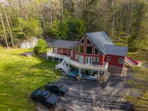 2123 Canvas Nettie, Summersville, WV 26651 - #2