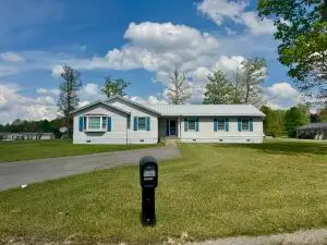 201 Cherokee Rd, Craigsville, WV 26205 - #2
