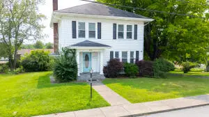 305 Highland Ave, Oak Hill, WV 25901