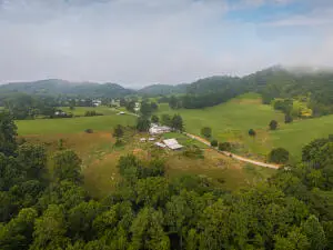546 Stringtown Rd, Hico, WV 25854 - #3