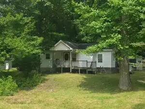 150 Little Laurel Rd, Richwood, WV 26261
