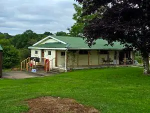 1521 Hominy Falls, Leivasy, WV 26676
