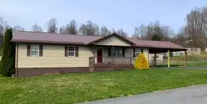 323 S Loop Dr, Oak Hill, WV 25901 - #1