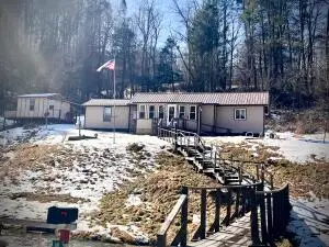 286 Whitewater, Summersville, WV 26651
