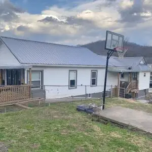 316 Main St, Mount Hope, WV 25880 - #3