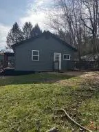 150 4th St, Bradley, WV 25818 - #3