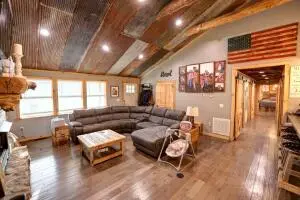 100 Woods Dr, Mount Nebo, WV 26679 - #3