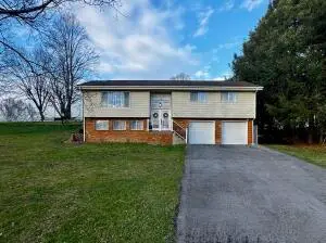 353 Starbuck, Summersville, WV 26651