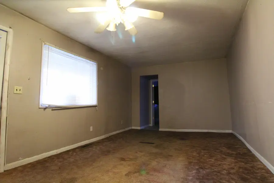 9031 Judson Rd, Hinton, WV 25951 - #2