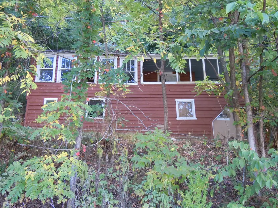 533 4th Ave, Marlinton, WV 24954 - #3