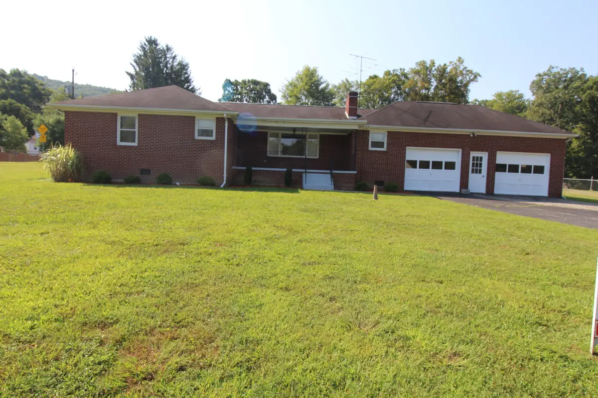 1082 State Route 3 And 12, Hinton, WV 25951 - #1