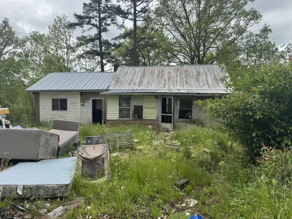 4820 Broad Run Rd, Letart, WV 25253