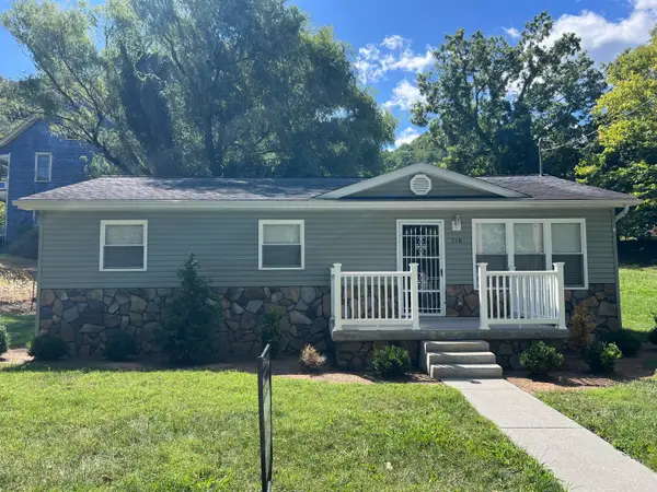 718 Summers St, Hinton, WV 25951