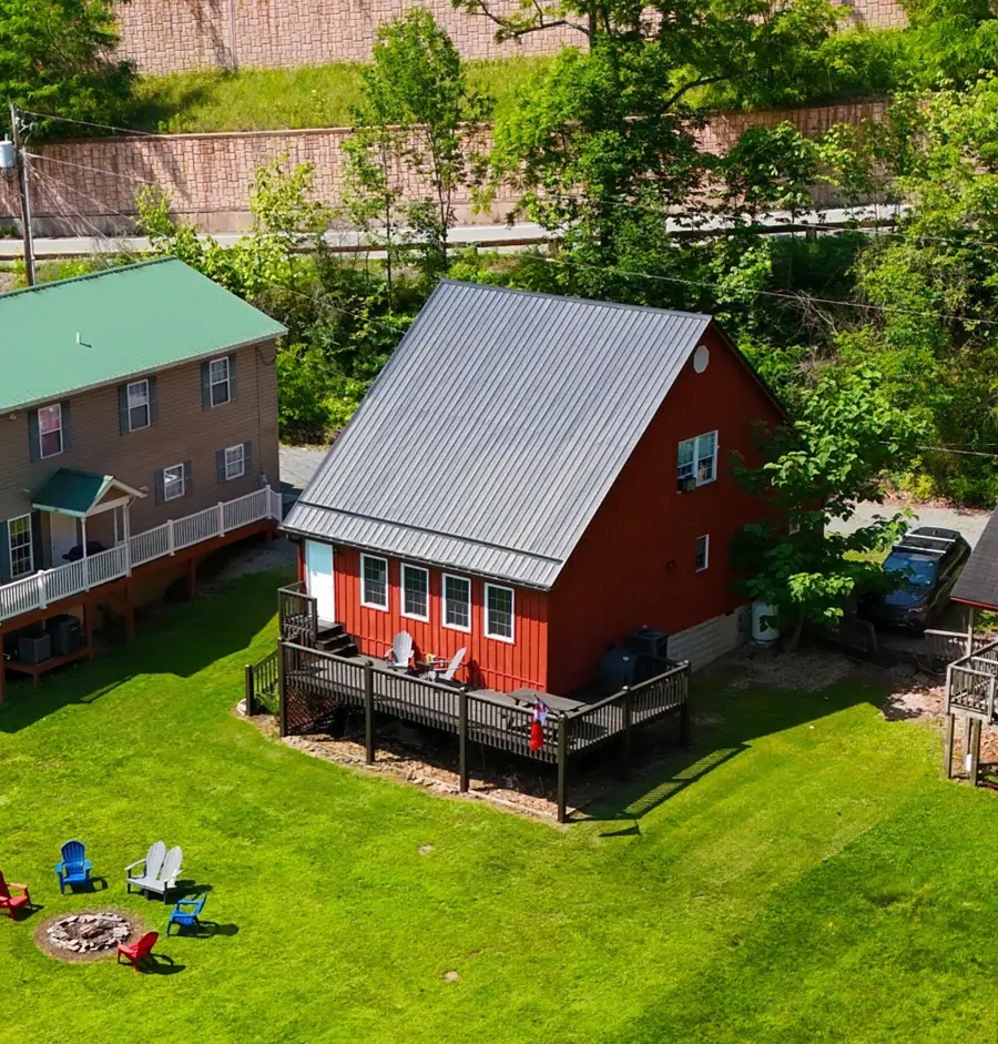 112 Cliff Island Drive, Hinton, WV 25951 - #2