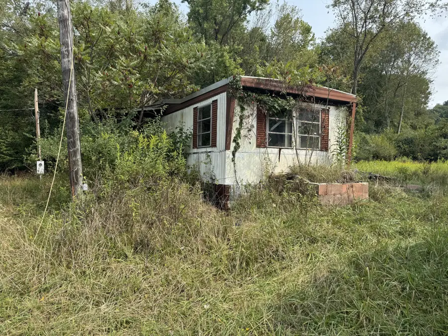 1955 Owings Rd, Shinnston, WV 26431 - #2