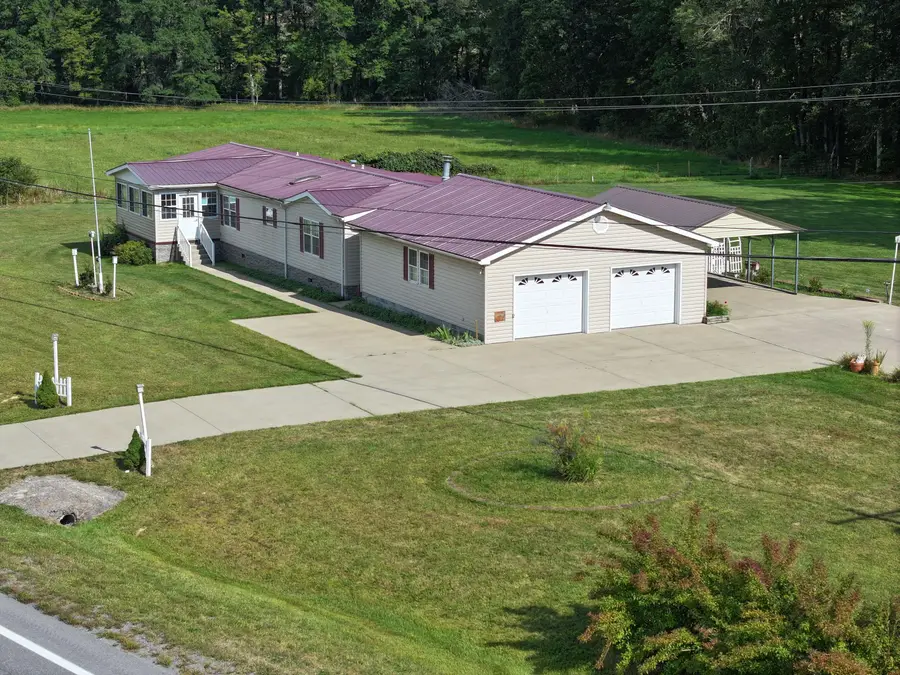 2871 Grassy Meadows Rd, Alderson, WV 24910 - #3