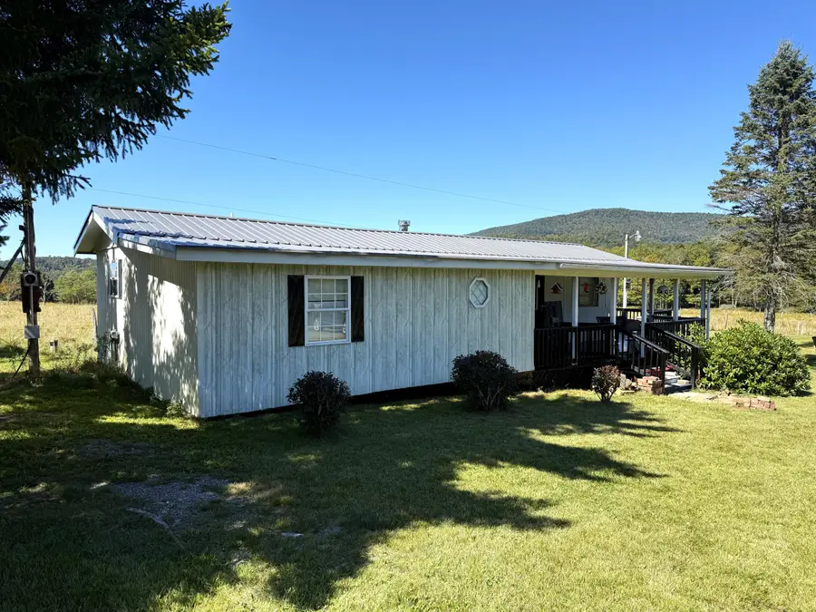1725 E Woodrow Branch Road, Marlinton, WV 24954 - #2
