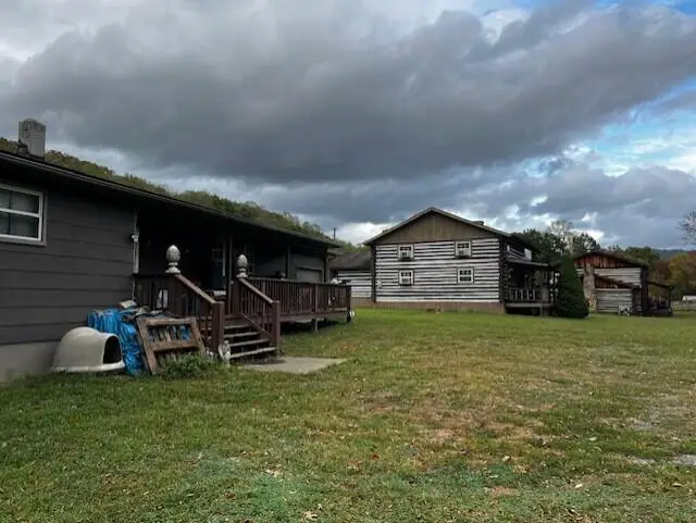 312 & 306 Falls View Lane, Hinton, WV 25951 - #2