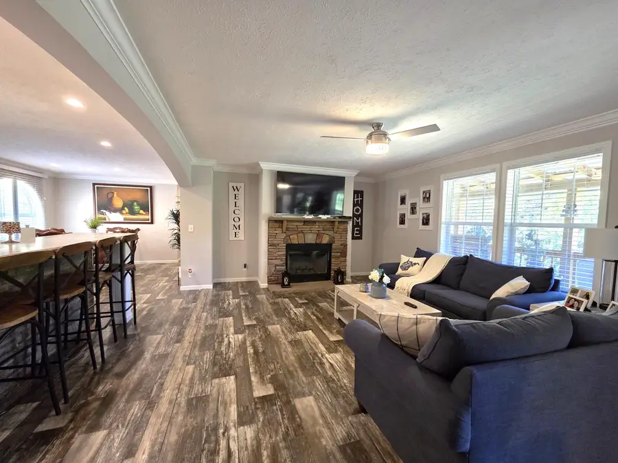 5537 Lovern Rd, Princeton, WV 24739 - Image #3