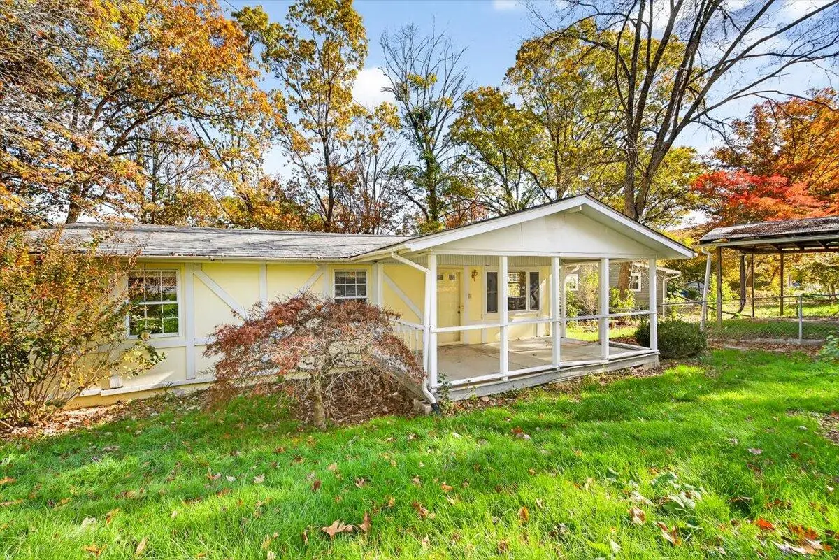 49 Edgewood Hills Rd, Oak Hill, WV 25901 - Image #1