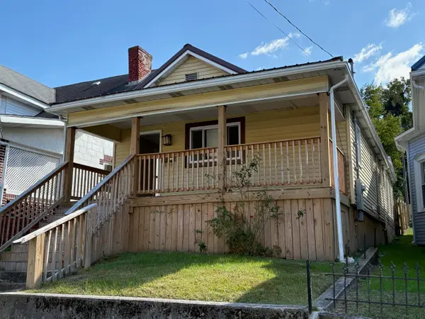 414 Summers St, Hinton, WV 25951