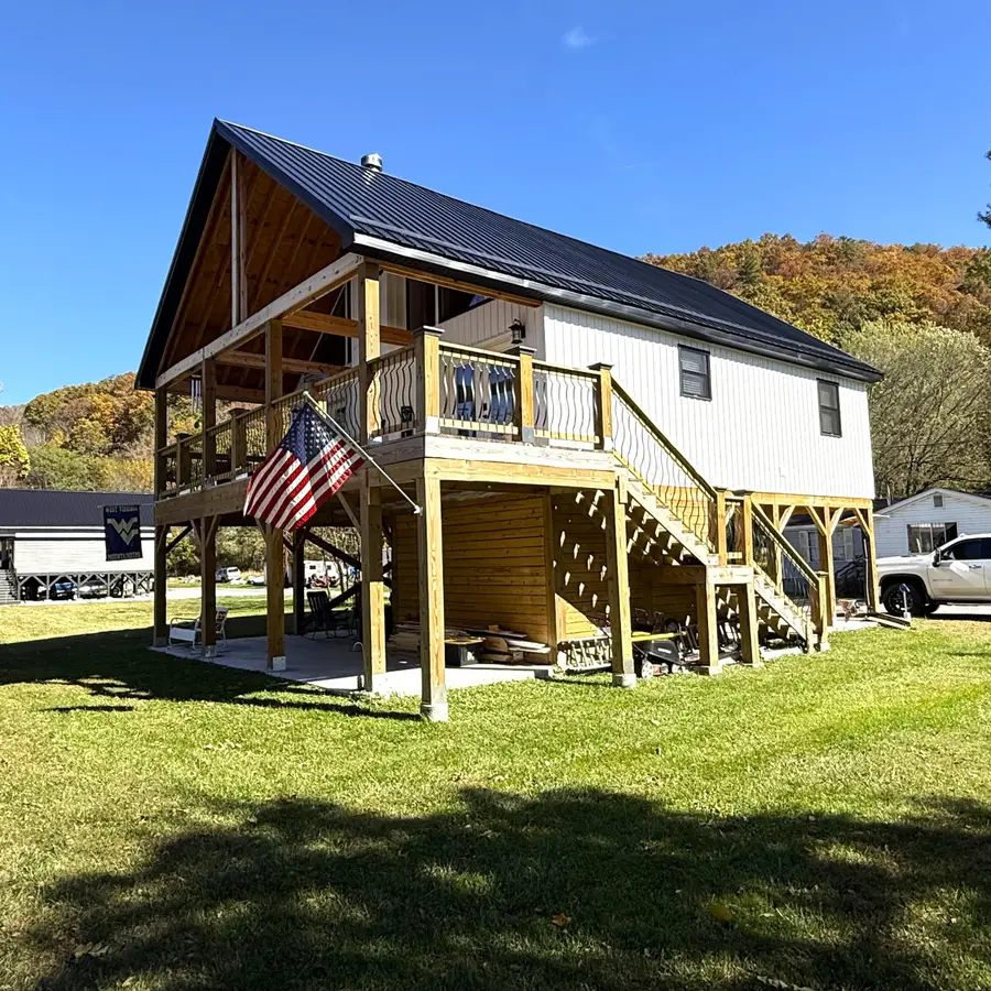 228 1st Ave, Marlinton, WV 24954 - #2