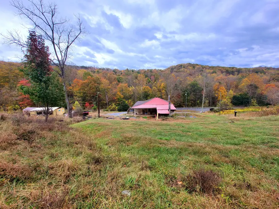 1945 St. Rt. 3&12, Hinton, WV 25951 - Image #3