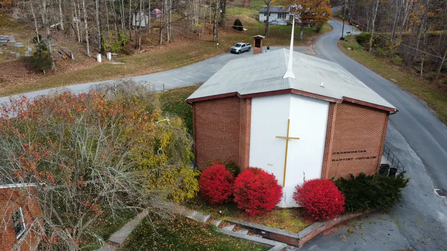 211 Morgan Hollow Rd, Ronceverte, WV 24970 - #2