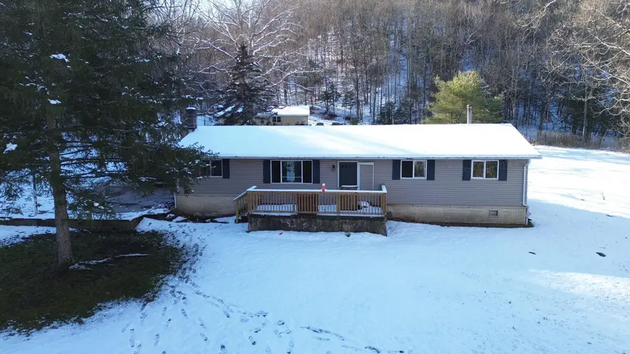 86 Carribean Ln, Marlinton, WV 24954 - Image #2