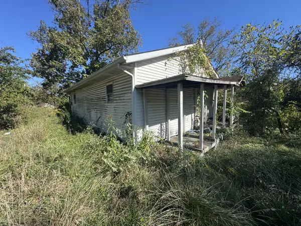 113 Cedar Crest Dr, Huntington, WV 25705