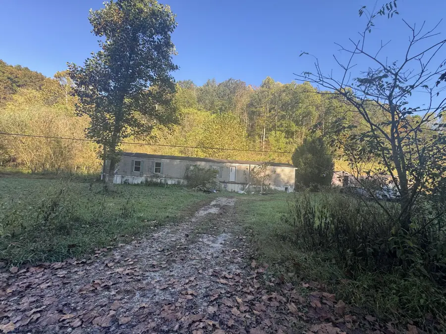 289 Slab Fork Rd, Spencer, WV 25276 - Image #3