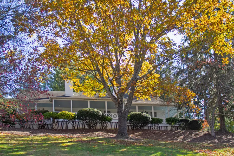 6333 Springhouse Ln, White Sulphur Springs, WV 24986 - #2