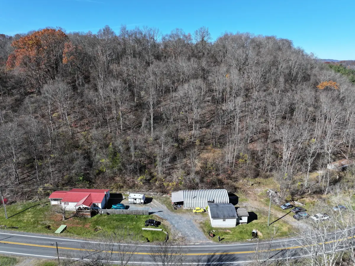 4505 S Seneca Trl, Ronceverte, WV 24970 - #1
