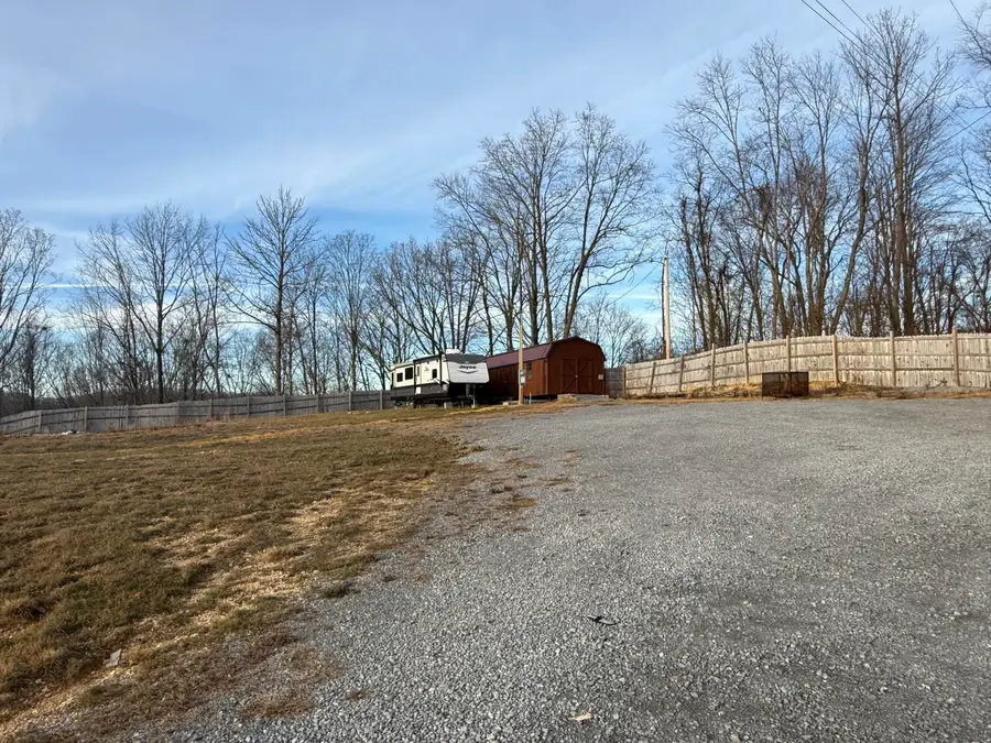 231 Eva Pl, Bluefield, WV 24701 - Image #3