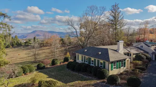 129 Deerfield Rd, Caldwell, WV 24925