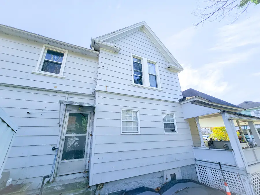 209 5th Ave, Hinton, WV 25951 - Image #3