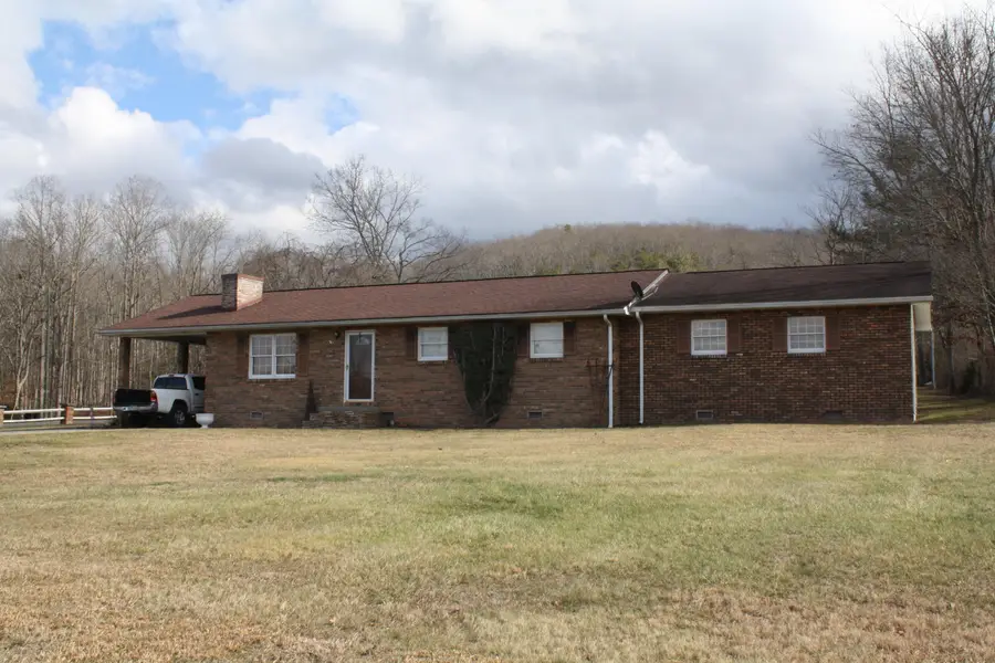 62 Howards Branch, Hinton, WV 25951 - Image #3