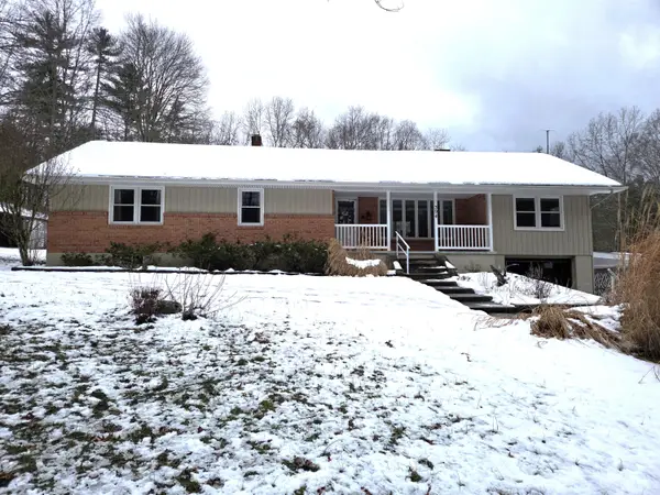 394 Valley Ridge Rd, White Sulphur Springs, WV 24986
