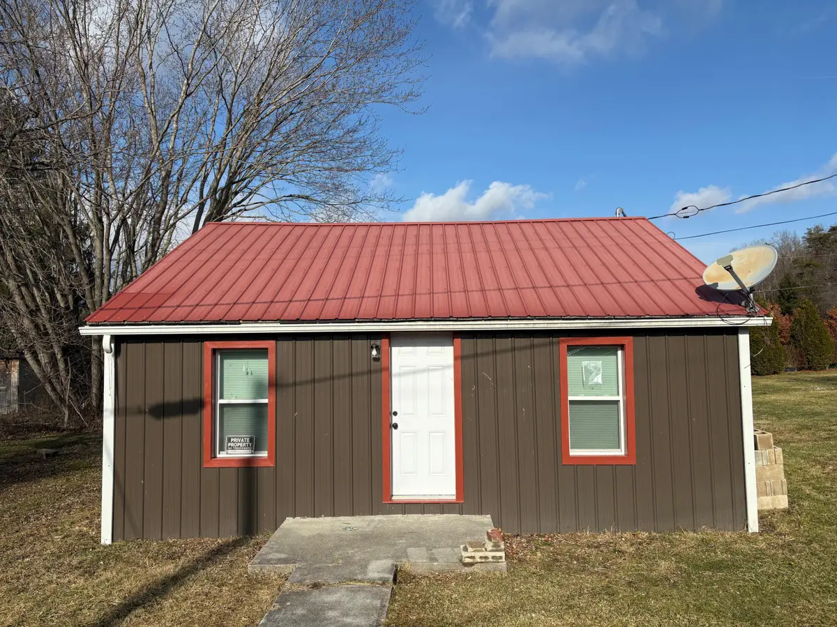 181 Woodlawn St, White Sulphur Springs, WV 24986 - Image #1
